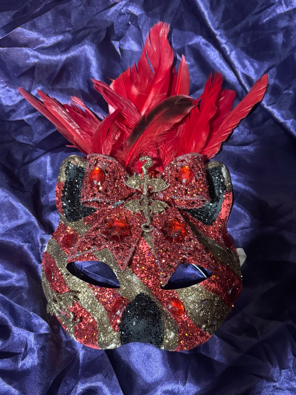 Red Glitter Feather Masquerade Mask-gryffindor inspired